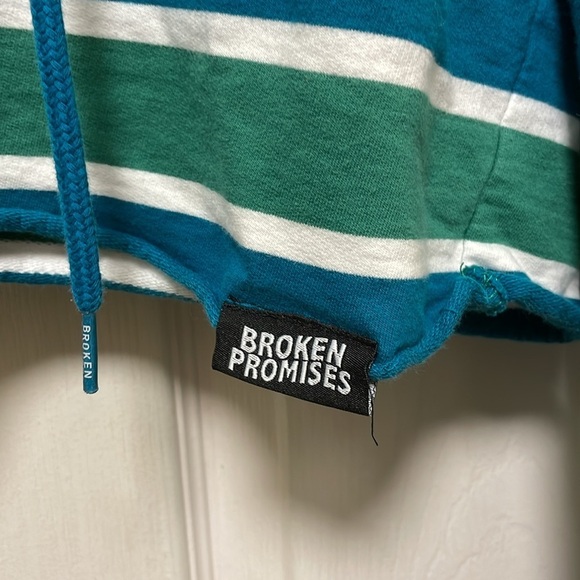 Zumiez | Broken Promises | “We Ain’t Homies”| Green/Blue |Crop Hoodie| Size M - Picture 3 of 16